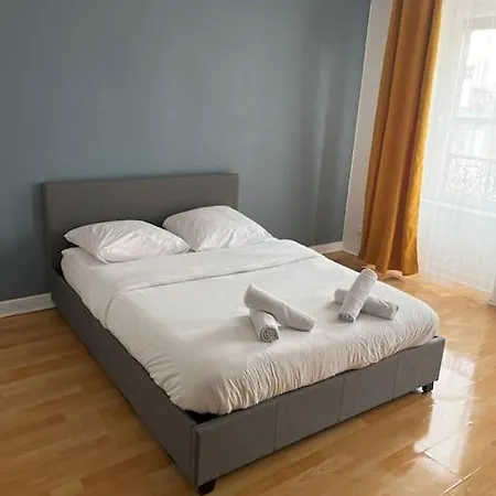 Saint Michel Apartment